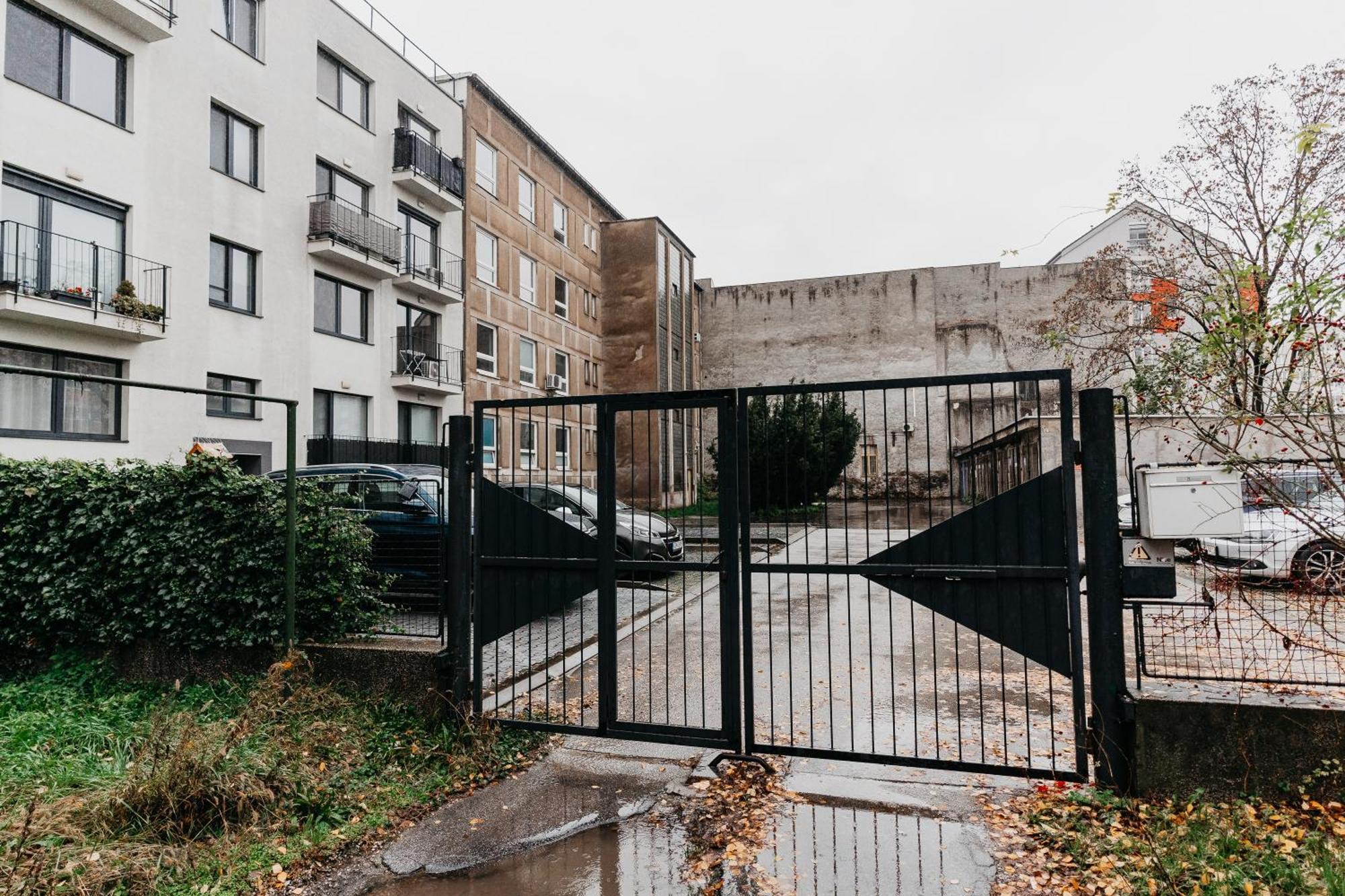 Old Town City Center Apartment 1 - Private Parking Included Košice Esterno foto